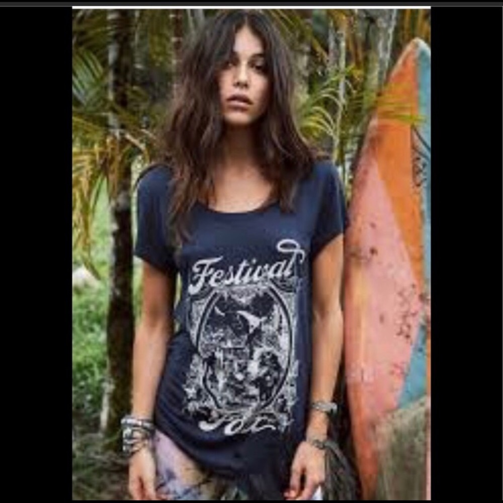 Festival fox tee.
